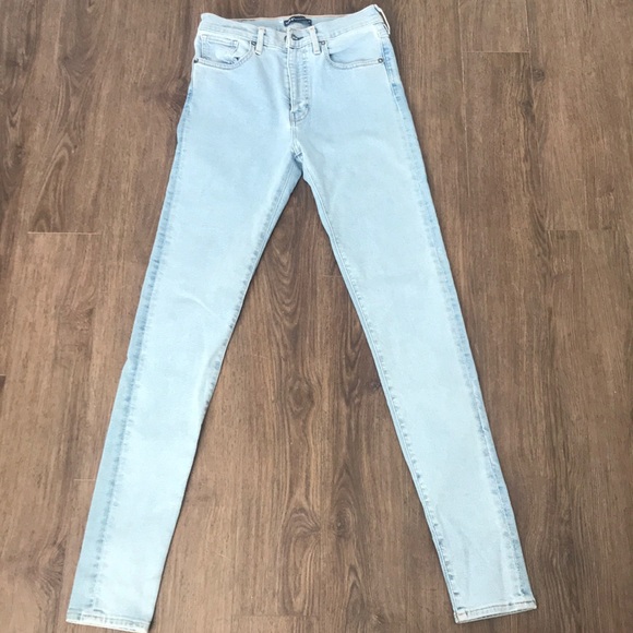 Levi’s High-Rise Skinny Jeans - Picture 2 of 3